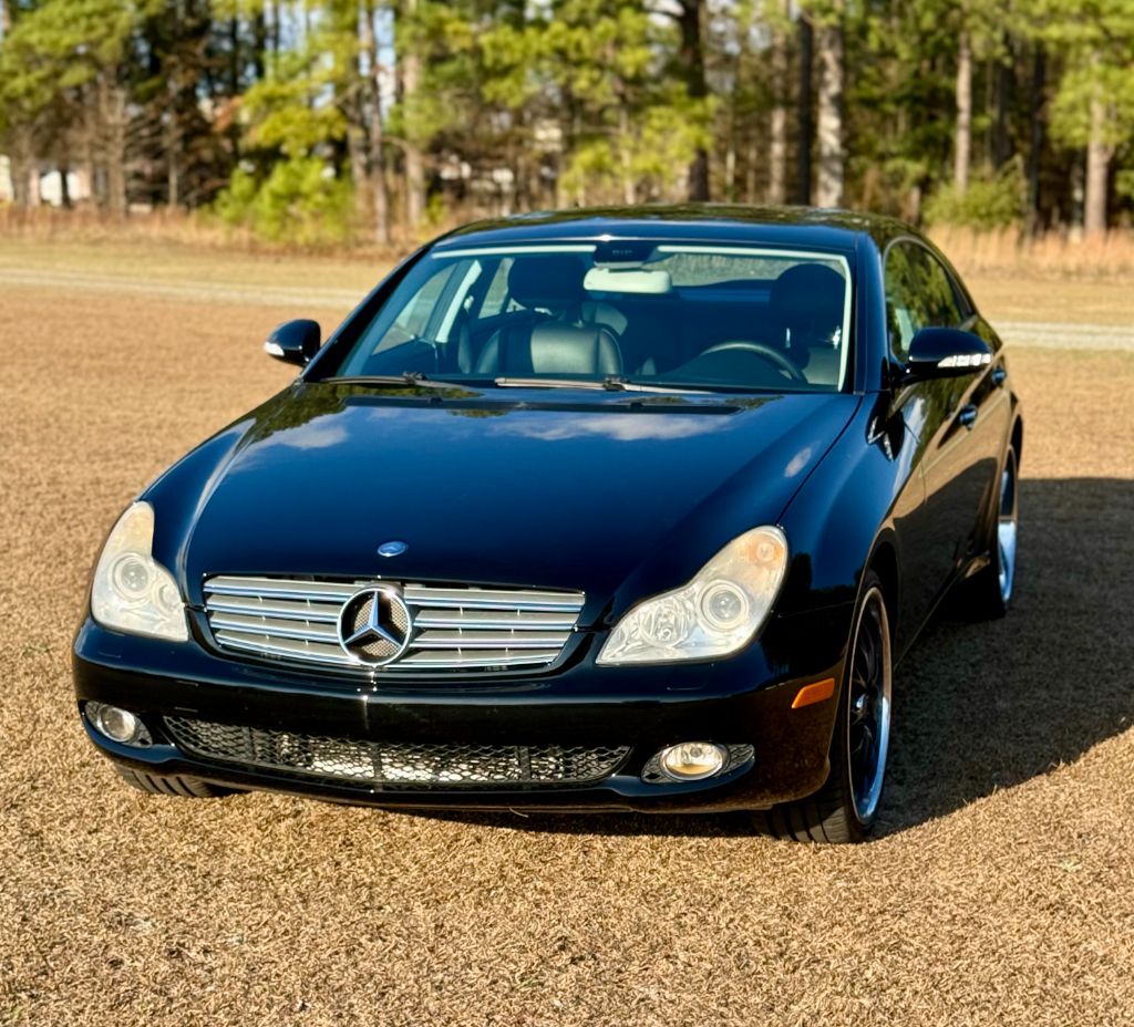 2006 Mercedes-Benz CLS-Class CLS500's photo